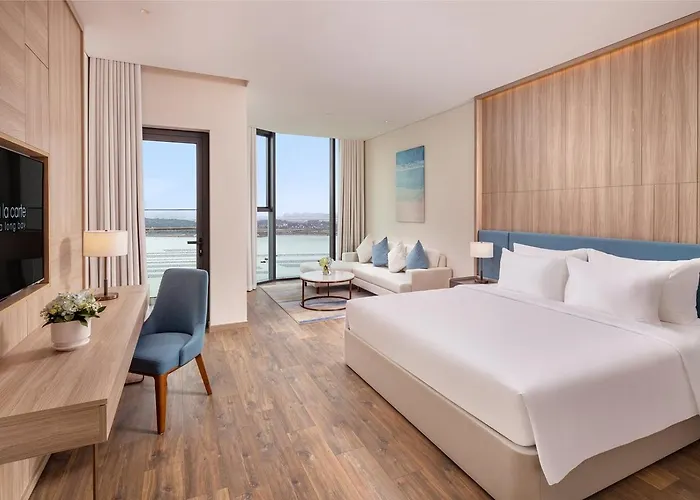 Waterfront A La Carte Apartment Ha Long