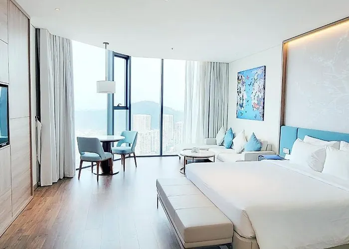 Waterfront A La Carte * Ha Long