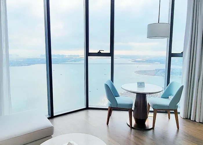 Waterfront A La Carte Apartment *