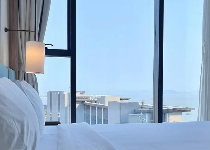Waterfront A La Carte Apartment *
